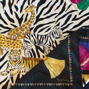 🦒 Diane Von Furstenberg 100% Silk Safari Scarf. Jungle animals. Vintage NWT